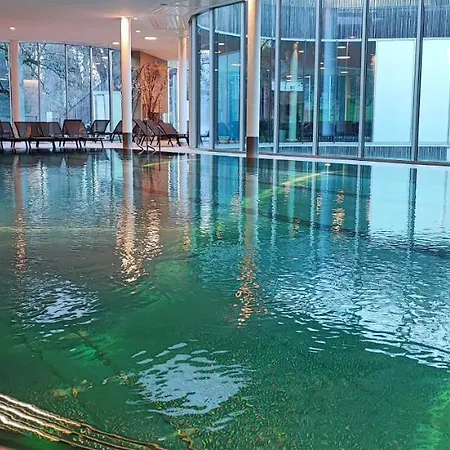 Das Im Kurhaus Отель 4*