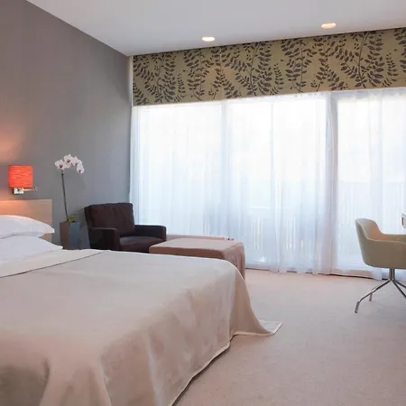 Hotel Das Im Kurhaus 4*